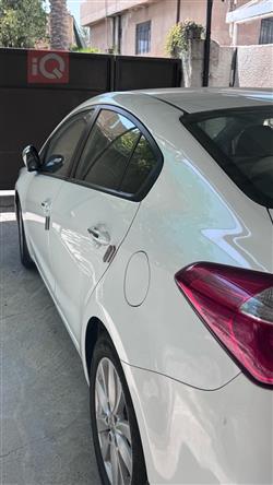 كيا سيراتو